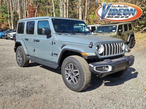 2026 Jeep Wrangler 4-Door Sahara 4x4