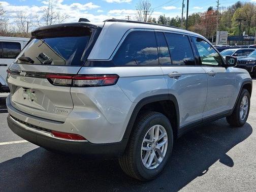 2026 Jeep Grand Cherokee Altitude