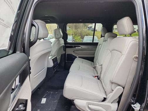 2025 Jeep Wagoneer 4x4