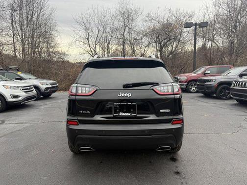2021 Jeep Cherokee Latitude Lux
