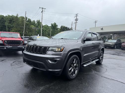 Granite Crystal Metallic Clearcoat 2021 Jeep Grand Cherokee 80th Anniversary