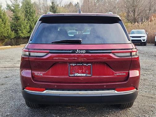 2023 Jeep Grand Cherokee Laredo
