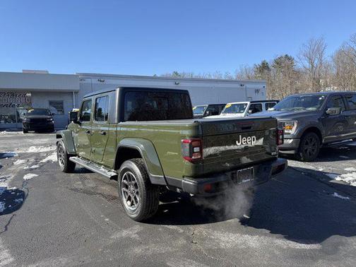 2021 Jeep Gladiator Overland
