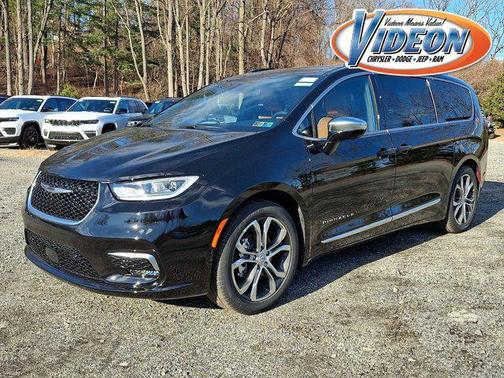 2026 Chrysler Pacifica L