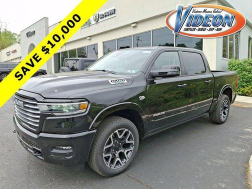 Diamond Black Crystal Pearlcoat 2026 RAM 1500 Laramie