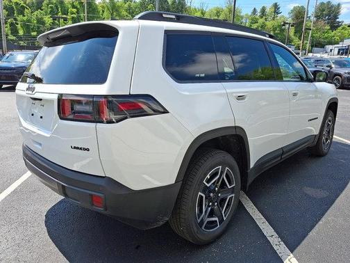 Bright White Clearcoat 2026 Jeep Cherokee Laredo
