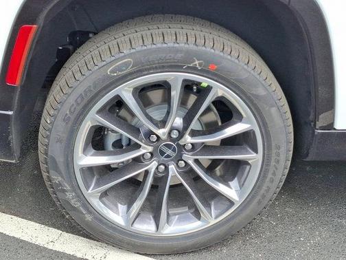 2025 Jeep Wagoneer Carbide 4x4
