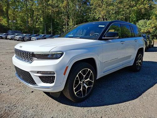 2025 Jeep Grand Cherokee Summit
