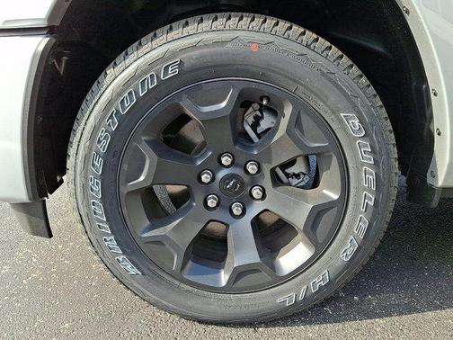 Silver Zynith 2026 RAM 1500 Big Horn/Lone Star