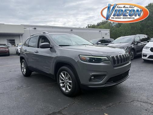 Sting-Gray Clearcoat 2021 Jeep Cherokee Latitude Lux