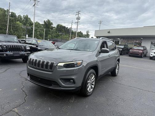 Sting-Gray Clearcoat 2021 Jeep Cherokee Latitude Lux