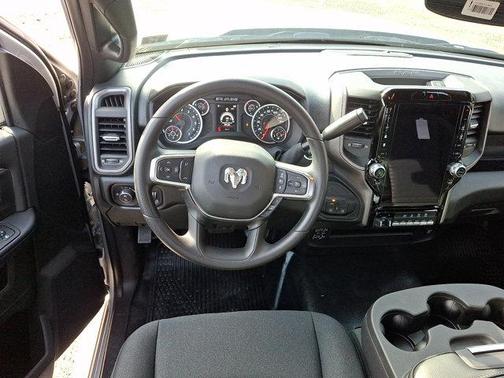 2026 RAM 2500 Tradesman Regular Cab 4x4 8' Box