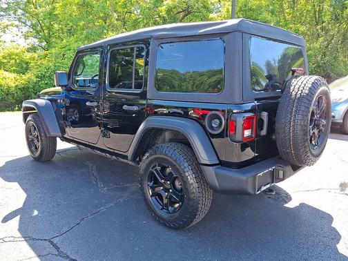Black Clearcoat 2023 Jeep Wrangler Sport S