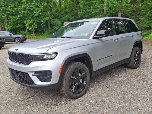 2025 Jeep Grand Cherokee Altitude