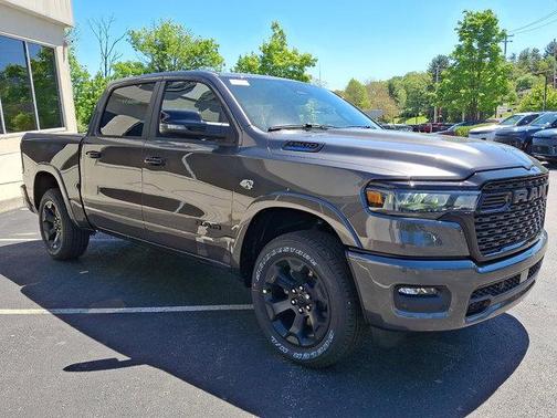Granite Crystal Metallic Clearcoat 2026 RAM 1500 Big Horn/Lone Star