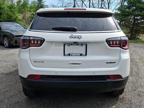 White Clearcoat 2020 Jeep Compass Latitude