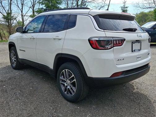 White Clearcoat 2020 Jeep Compass Latitude