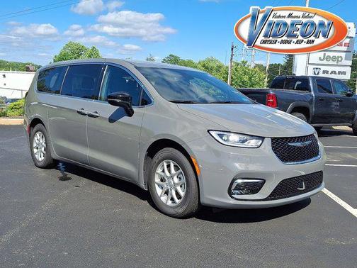 2025 Chrysler Pacifica L