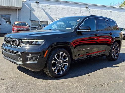 2022 Jeep Grand Cherokee Overland