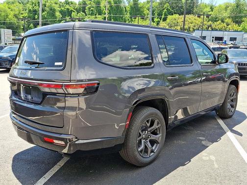 Baltic Gray Metallic Clearcoat 2026 Jeep Grand Wagoneer Limited Altitude 4x4