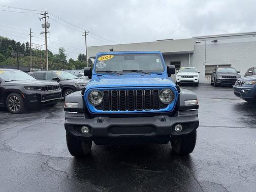 Hydro Blue Pearlcoat 2024 Jeep Wrangler Sport S