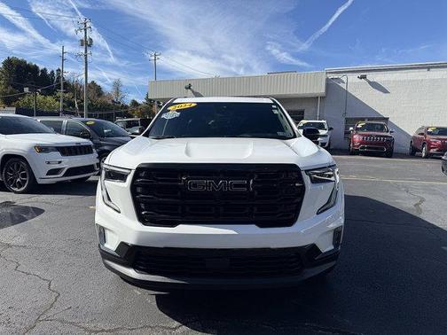 2024 GMC Acadia FWD Elevation