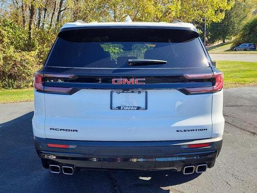 2024 GMC Acadia FWD Elevation