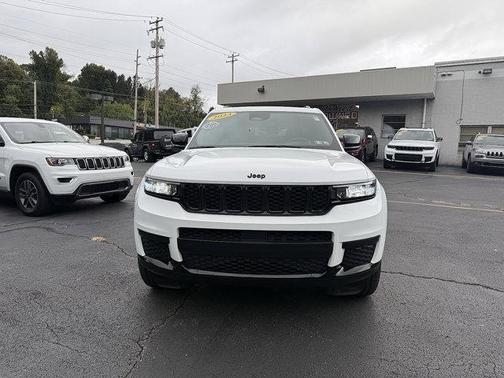 2023 Jeep Grand Cherokee L Altitude