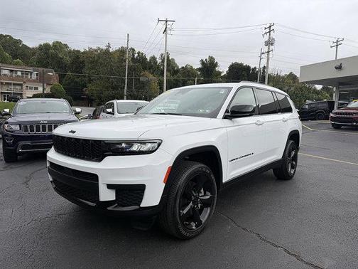 2023 Jeep Grand Cherokee L Altitude