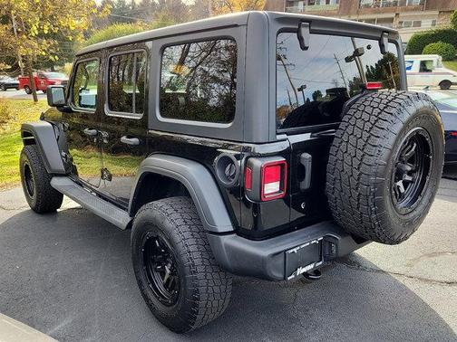 2018 Jeep Wrangler Unlimited Sport
