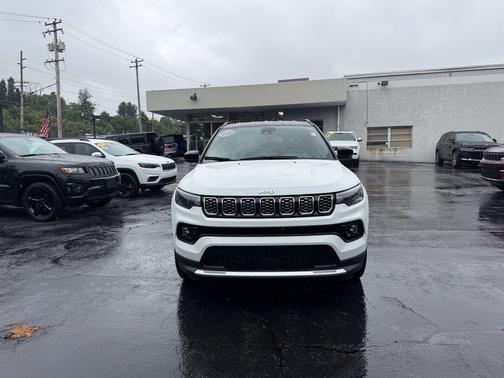 Bright White Clearcoat 2025 Jeep Compass Limited