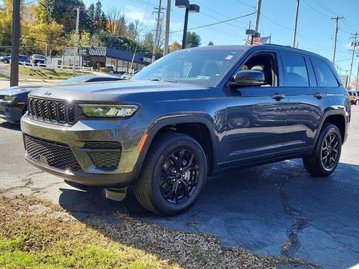 2025 Jeep Grand Cherokee Altitude