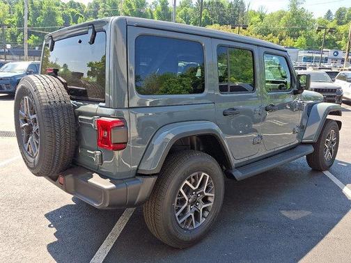 Anvil Clearcoat 2026 Jeep Wrangler 4-Door Sahara 4x4