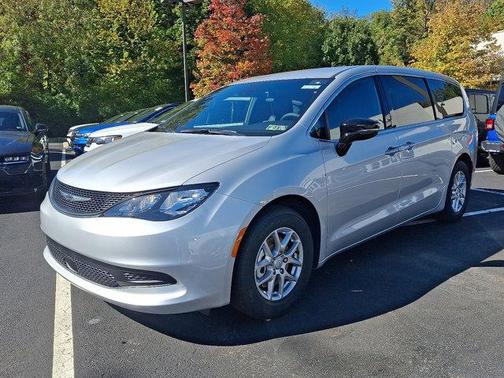 2026 Chrysler Voyager LX