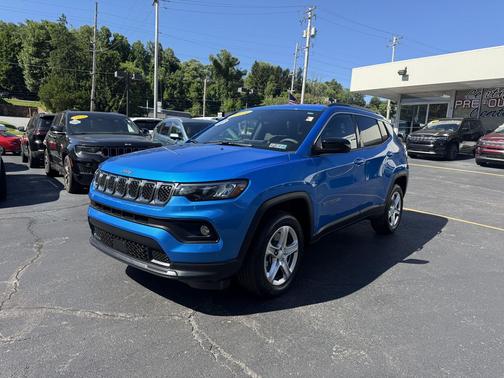 Laser Blue Pearlcoat 2023 Jeep Compass Latitude