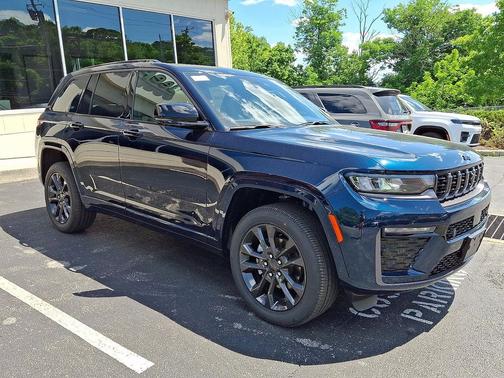 Fathom Blue Pearlcoat 2026 Jeep Grand Cherokee Limited
