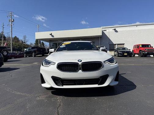 Mineral White Metallic 2023 BMW 230 i xDrive