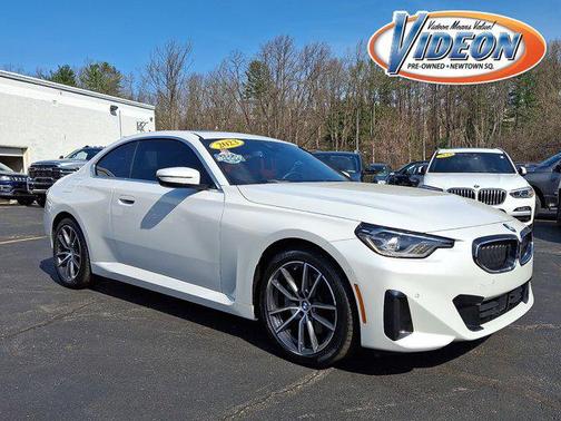 Mineral White Metallic 2023 BMW 230 i xDrive