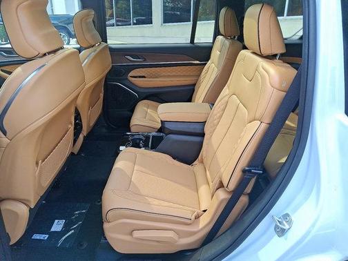 2025 Jeep Grand Cherokee L Summit