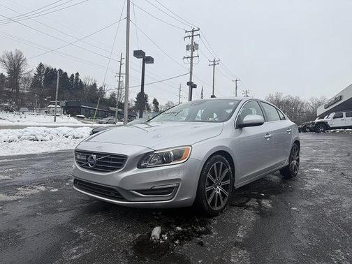 2017 Volvo S60 Inscription T5 Platinum