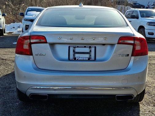 2017 Volvo S60 Inscription T5 Platinum