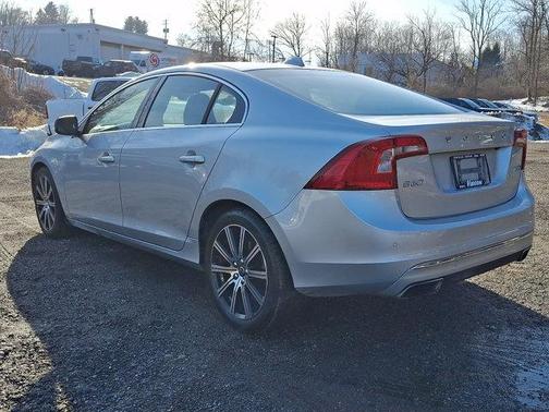 2017 Volvo S60 Inscription T5 Platinum