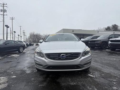 2017 Volvo S60 Inscription T5 Platinum