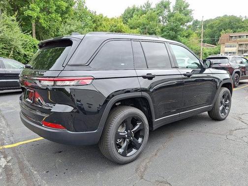 2025 Jeep Grand Cherokee Limited X