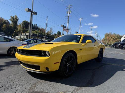 2018 Dodge Challenger SXT