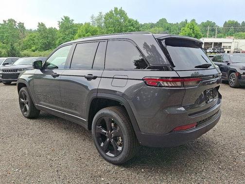 2025 Jeep Grand Cherokee Altitude