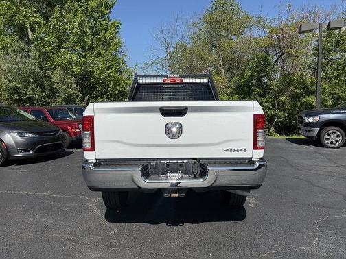 Bright White Clearcoat 2024 RAM 3500 Tradesman Crew Cab 4x4 6'4' Box