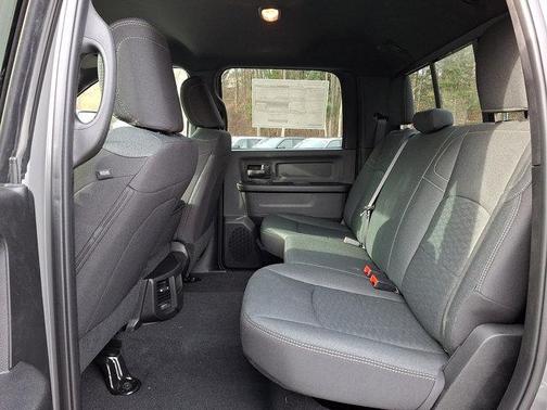 2026 RAM 2500 Tradesman Crew Cab 4x4 6'4' Box