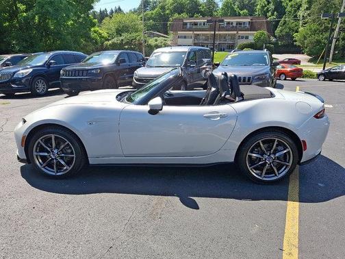 2016 Mazda MX-5 Miata Grand Touring