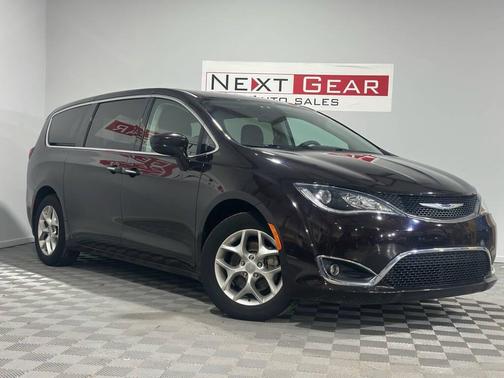 2018 Chrysler Pacifica Touring Plus